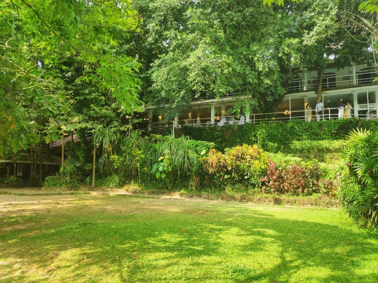Plantation Hotel Helarambe エクステリア 写真